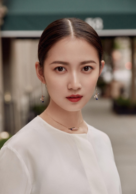 杂志封面.png
