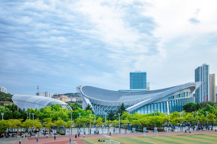 中国石油大学（华东）