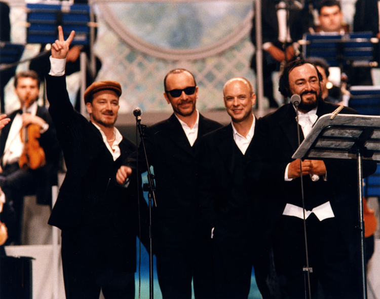 鲁契亚诺·帕瓦罗蒂