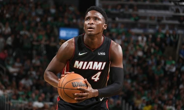 维克托·奥拉迪波