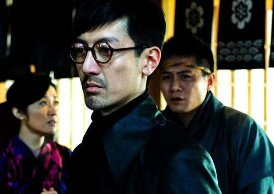 张鲁一