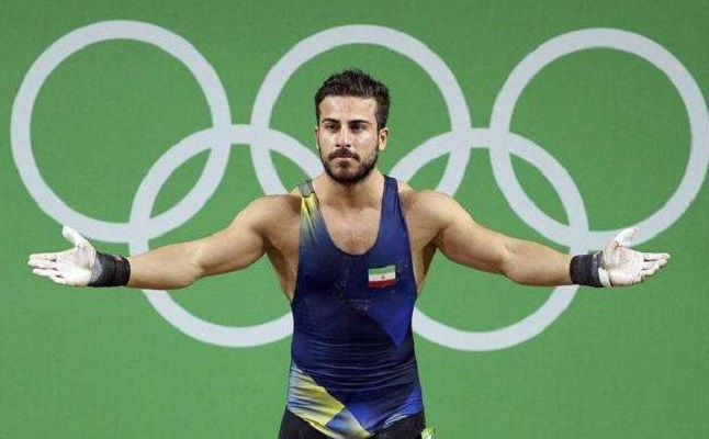 鲁霍拉·罗斯塔米