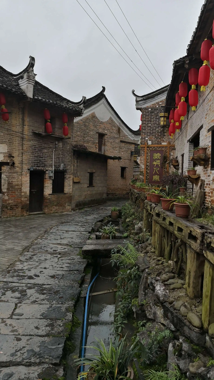 富川瑶族自治县深坡街.png