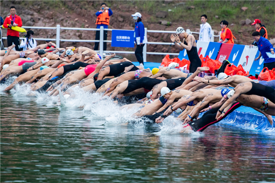 淳安界首体育中心游泳赛场