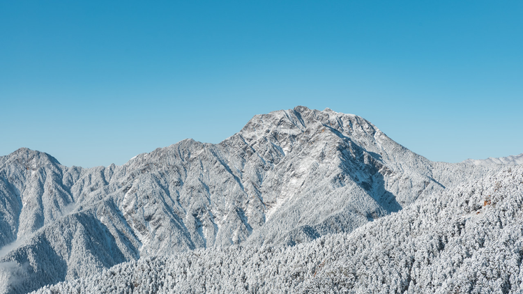 西岭雪山.jpeg