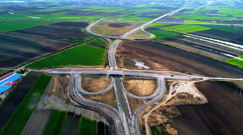 新贝尔格莱德－苏尔钦高速公路