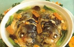 拆烩鲢鱼头