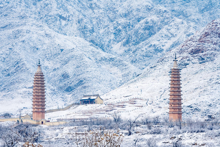 贺兰山