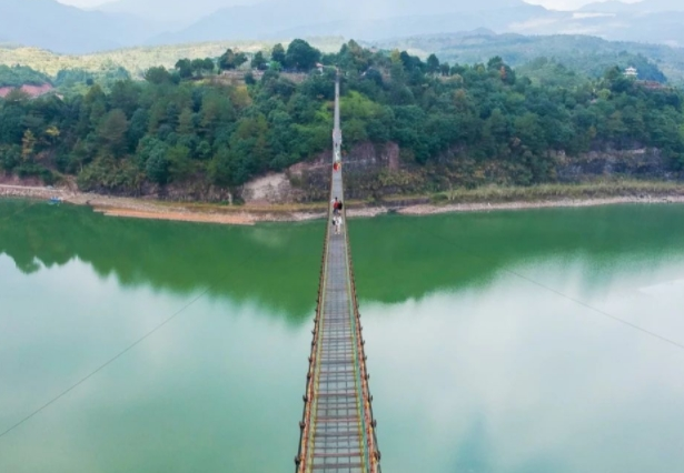 飞云湖景区3.jpeg