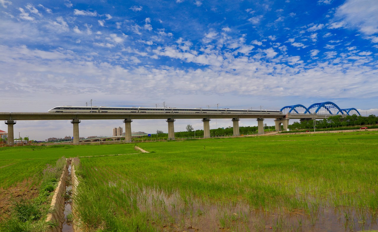 中卫到银川的高铁，加油早日全线通车