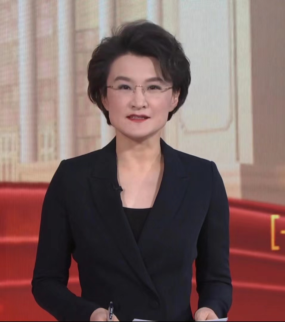 董倩