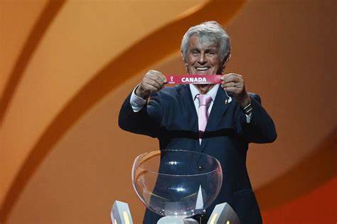 博拉·米卢蒂诺维奇