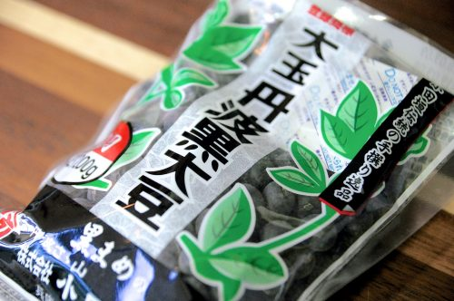 煮黑豆