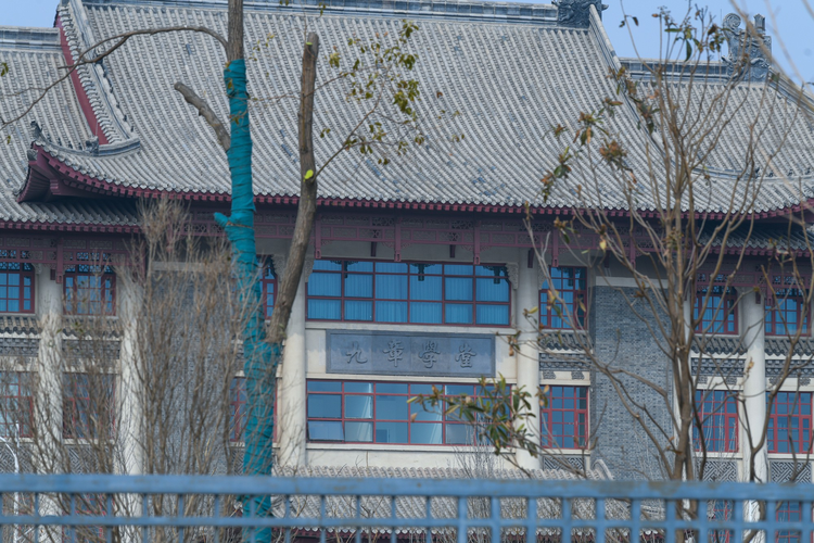 河南大学龙子湖校区