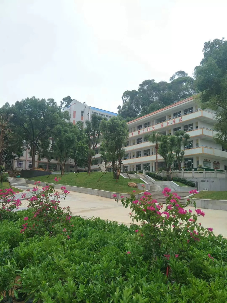 安溪县第一中学
