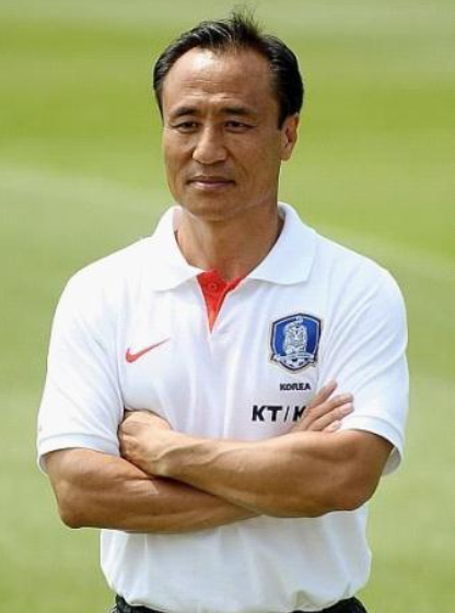 大连实德足球俱乐部