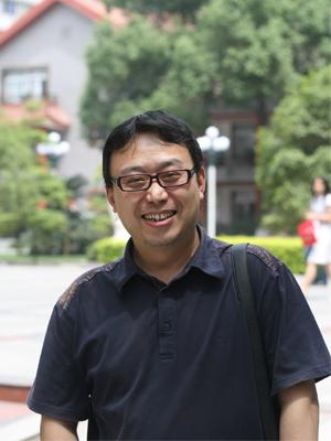 李勇