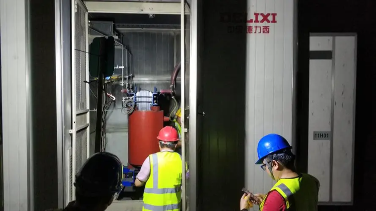 秦岭终南山公路隧道