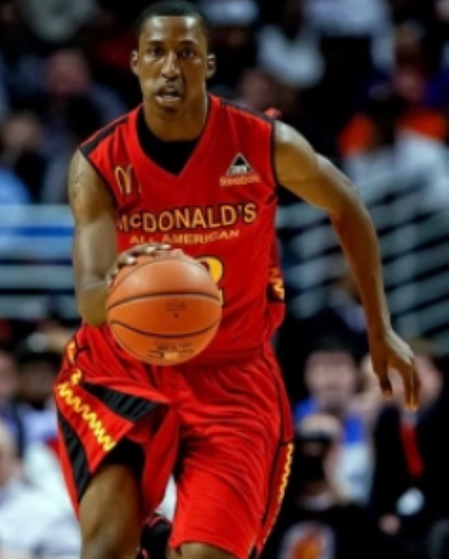 肯塔维奥斯·卡德维尔-波普