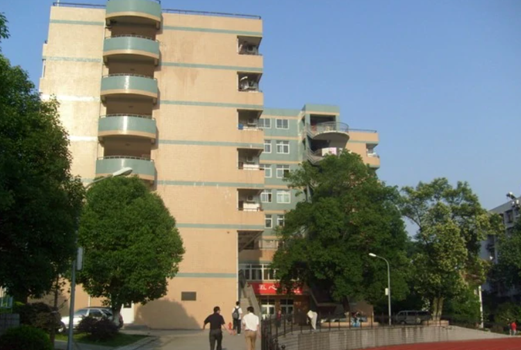 武汉市第十四中学