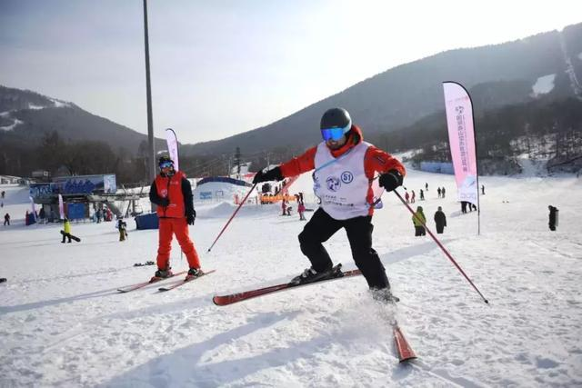 金山岭国际滑雪旅游度假区