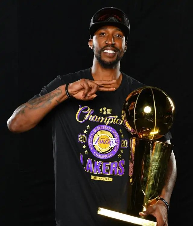 肯塔维奥斯·卡德维尔-波普