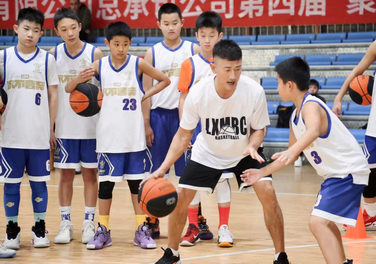 吕晓明