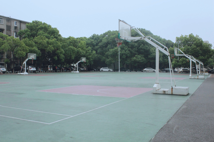 篮球场.jpeg