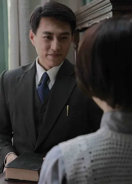 靳东