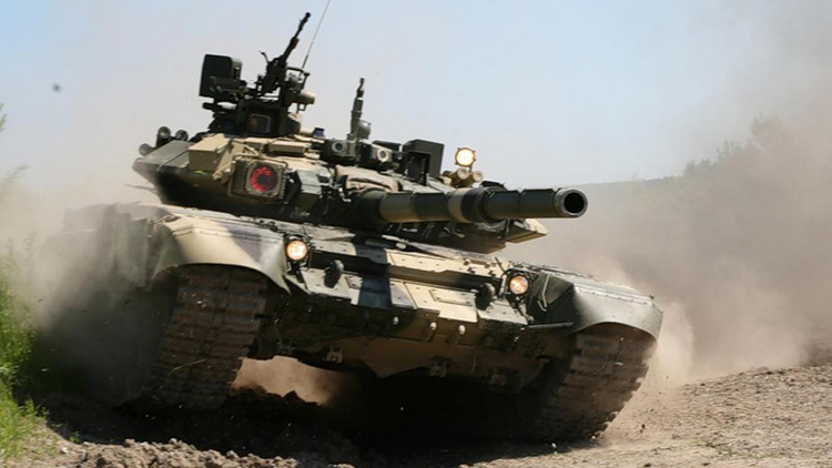 T-90主战坦克