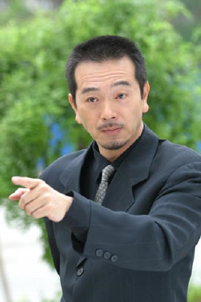 张晨光