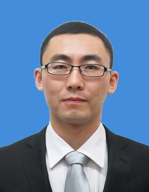 李飞
