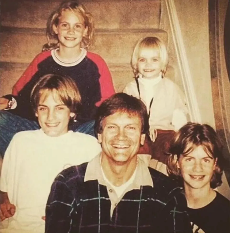 卡拉·乔斯林·迪瓦伊