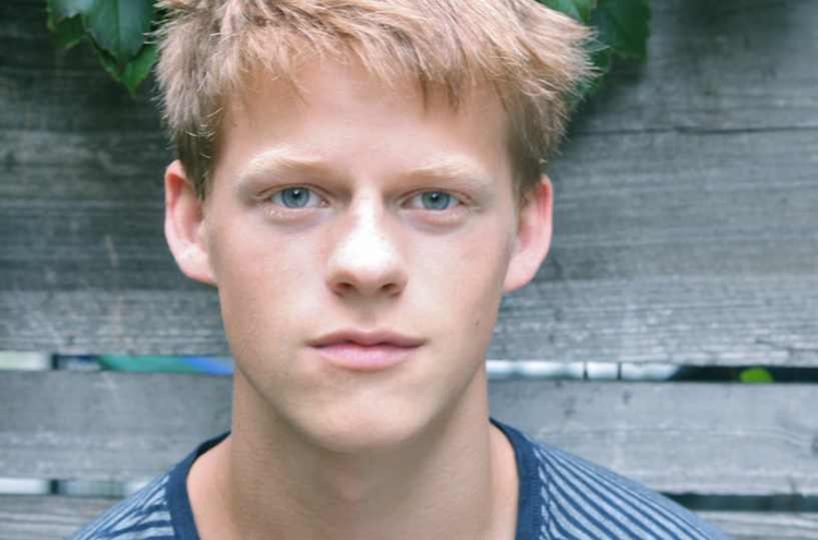 罗伯特·迈尔斯