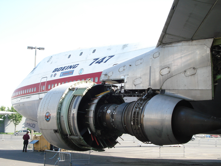 波音747