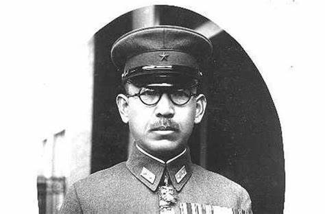 江一平