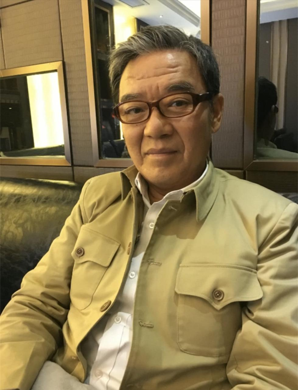 李立群