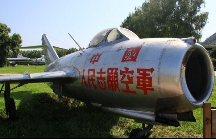 歼击机