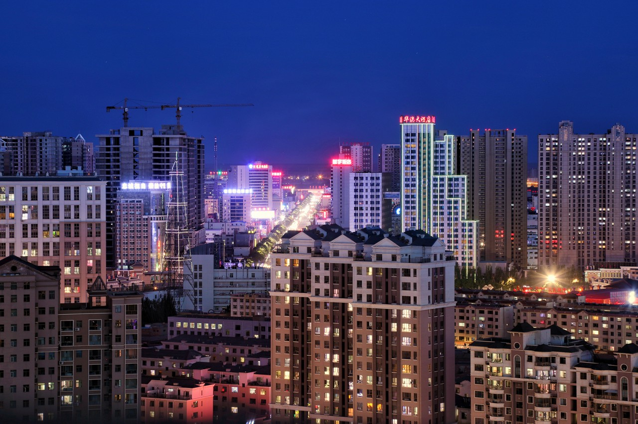巴彦淖尔市