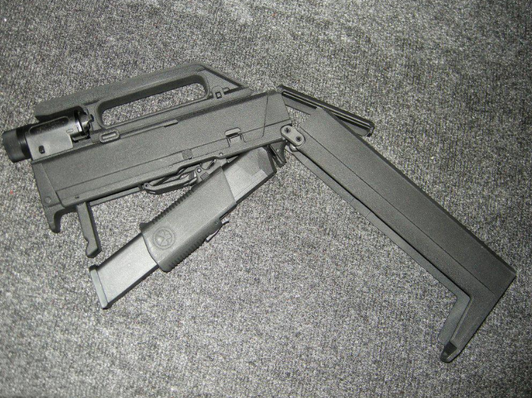 FMG9折叠冲锋枪