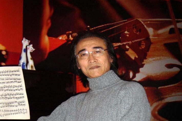 李静