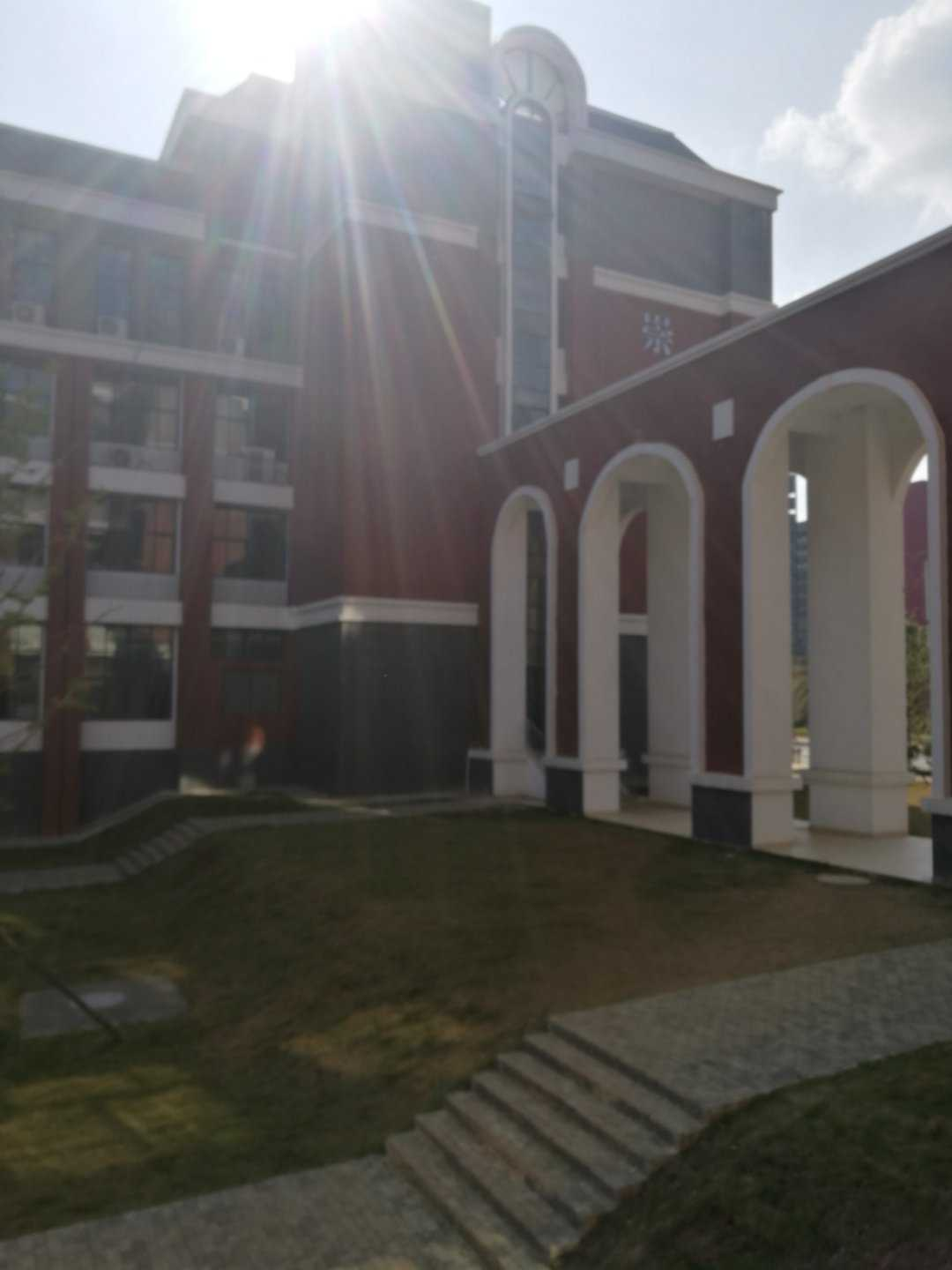 贵州大学阳明学院