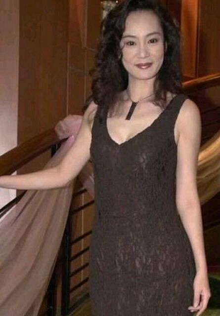 屋顶上的绿宝石