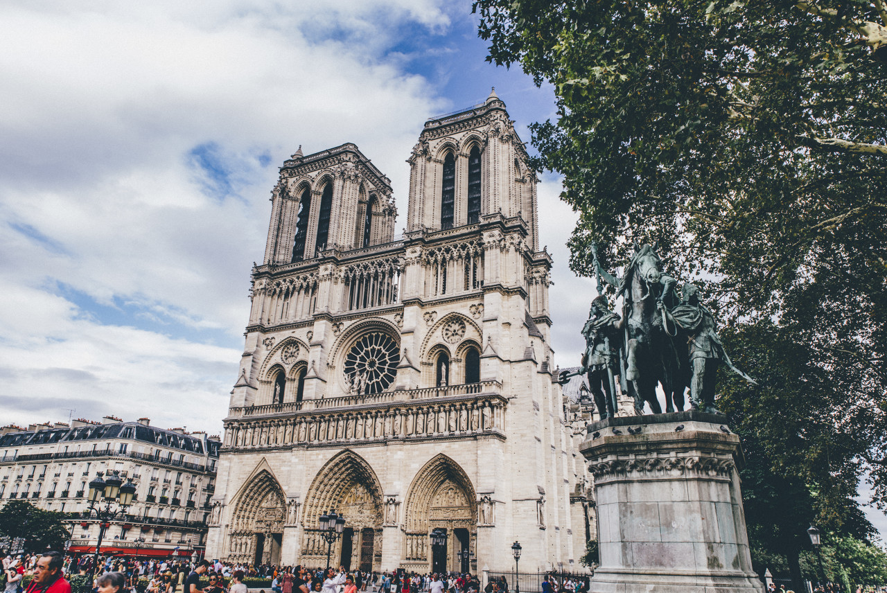 巴黎圣母院