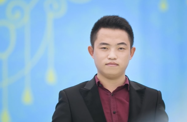 张扬