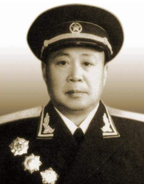 罗厚福