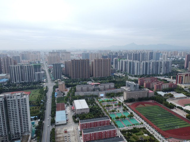 驻马店市 驿城区  开源大道 驻马店市体育中心  黄淮学院 开源公园