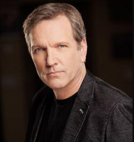 约书亚·哈尔托