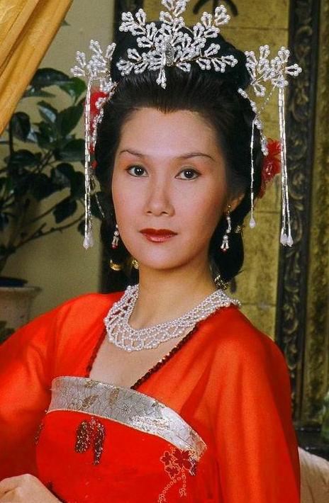 不是冤家不聚头