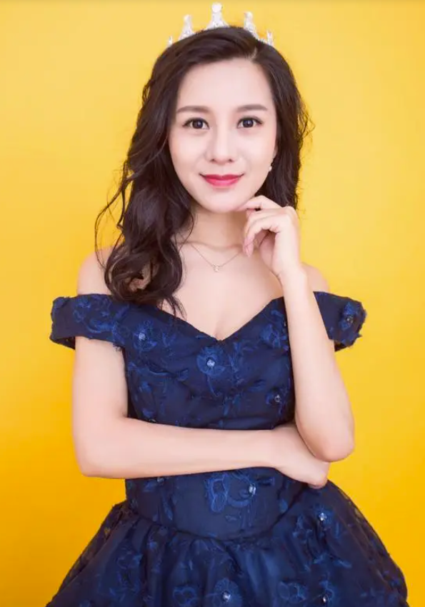 周倩
